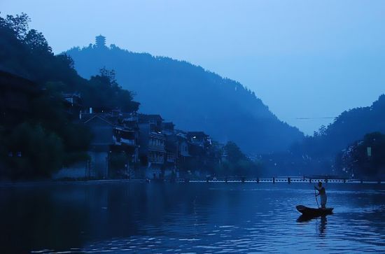 漫说家居好风水,灶炉摆放风水宜忌?不可不知!_家居风水 江水_家居八宅风水