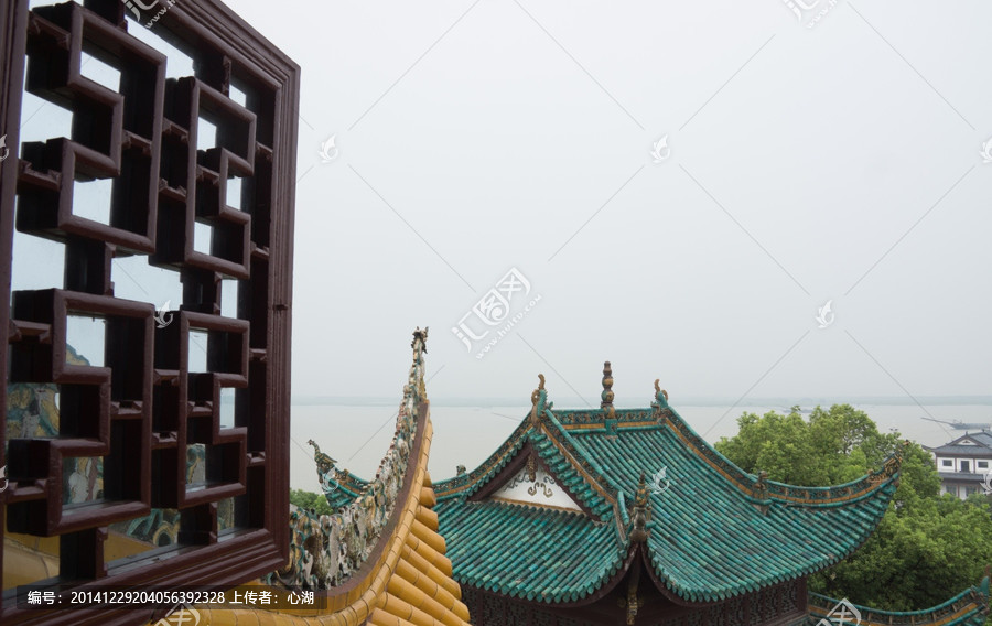 窗外建筑对家居风水_家居灯饰风水_家居客厅风水禁忌