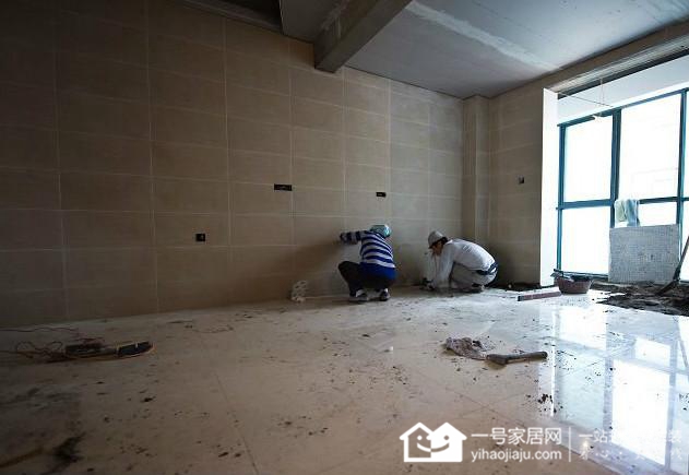 硅藻泥施工_九游体育施工阶段泥瓦_九游体育阶段机械