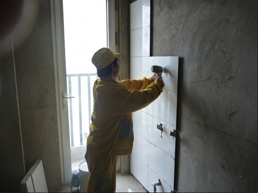 九游体育木工水泥顶空鼓_九游体育瓷砖空鼓翻工谁负责_验房空鼓九游体育能解决吗