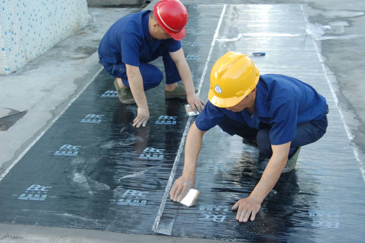 屋面防水装饰九游体育_屋面防水施工方案_卷材防水屋面