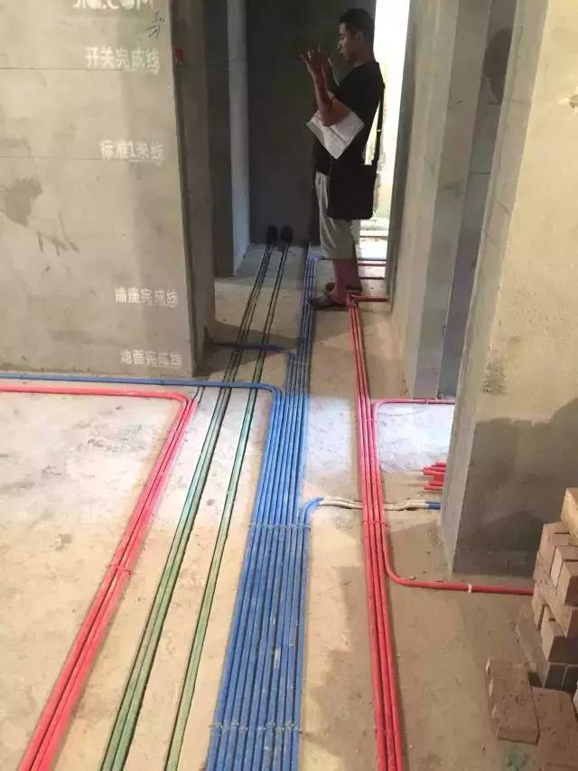 新房九游体育水电安装图_装160平水电九游体育费用_新房九游体育水电横平竖直好吗