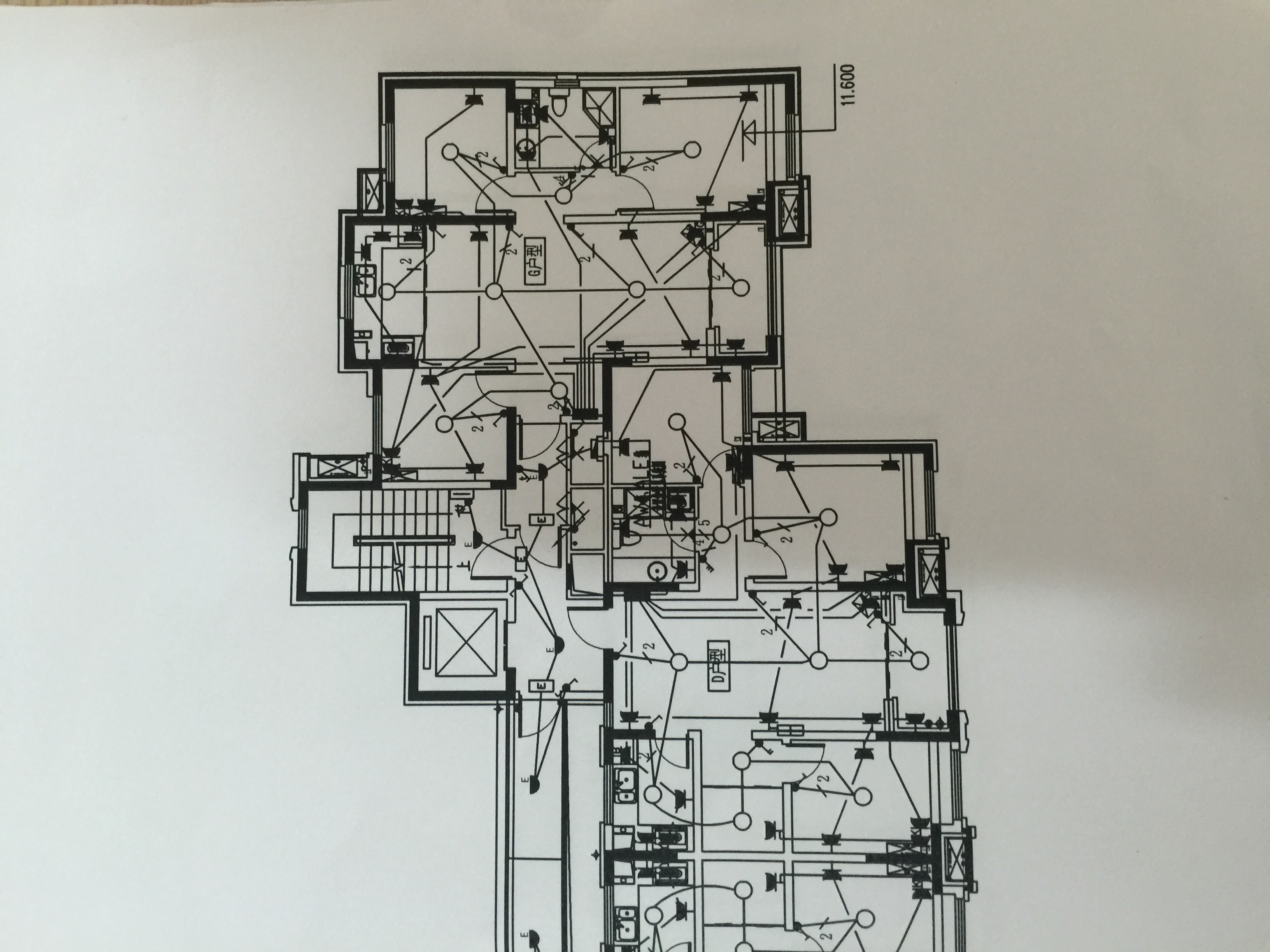 清漆施工效果_九游体育设计效果图和施工图一起_自助餐厅九游体育效果工业风图