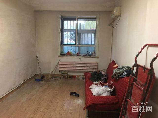 墙面装饰施工工艺_精九游体育是不是先施工墙面_壁纸墙面施工工艺