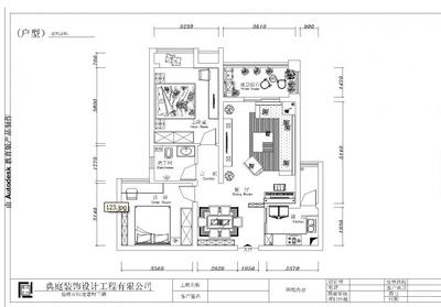 
野战军穿上迷彩服，达到与周围树林融为一体的效果，是利用了知觉什么特点
