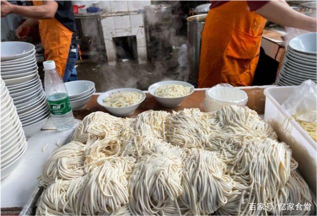 襄阳牛肉面的配料及熬制_襄阳哪家牛肉面教得好_襄阳牛肉面哪家最有名